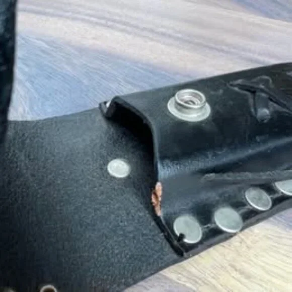 VTG Western Hand Tooled Black Leather Bifold Wallet & Studded Concho Belt Pouch - Picture 9 of 10